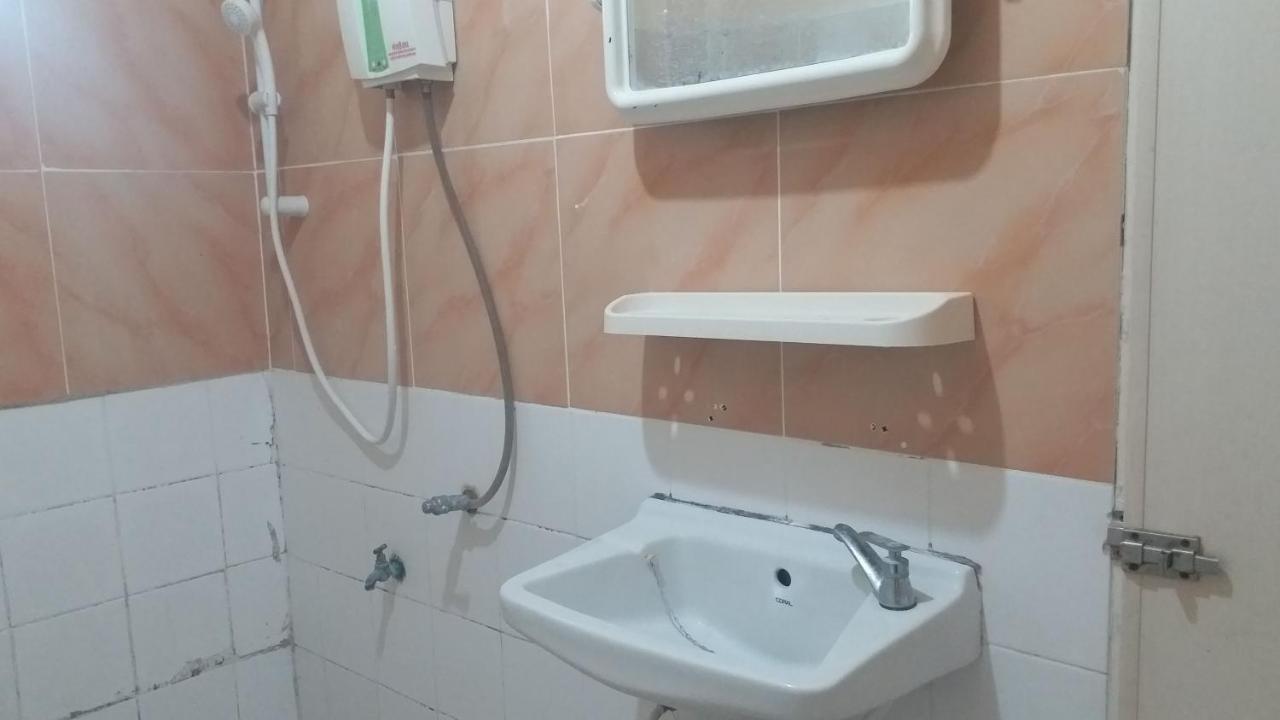 The 99 Inn Hotel Pak Chong 外观 照片